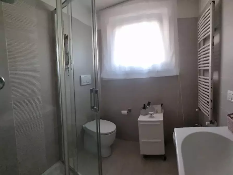 Immagine 34 di Villetta a schiera in vendita  a Livorno