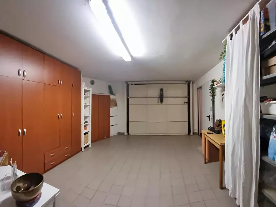 Immagine 45 di Villetta a schiera in vendita  a Livorno