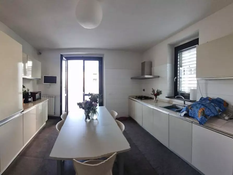 Immagine 13 di Villetta a schiera in vendita  a Livorno