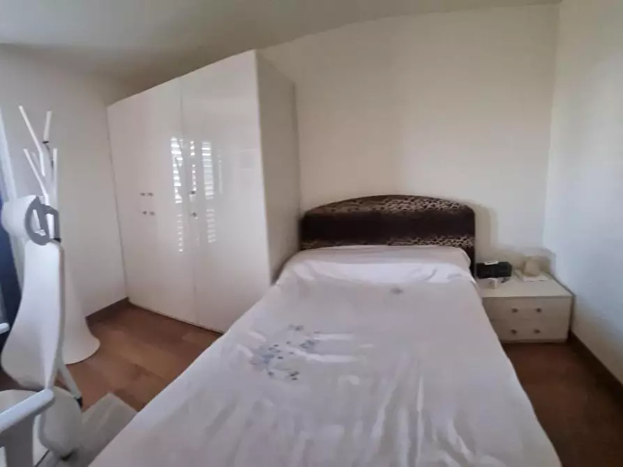 Immagine 32 di Villetta a schiera in vendita  a Livorno