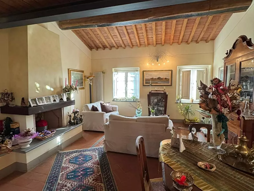 Immagine 2 di Appartamento in vendita  a San Giuliano Terme