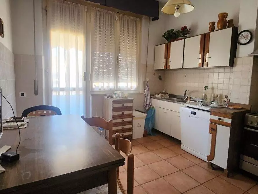 Immagine 5 di Appartamento in vendita  a Pontedera