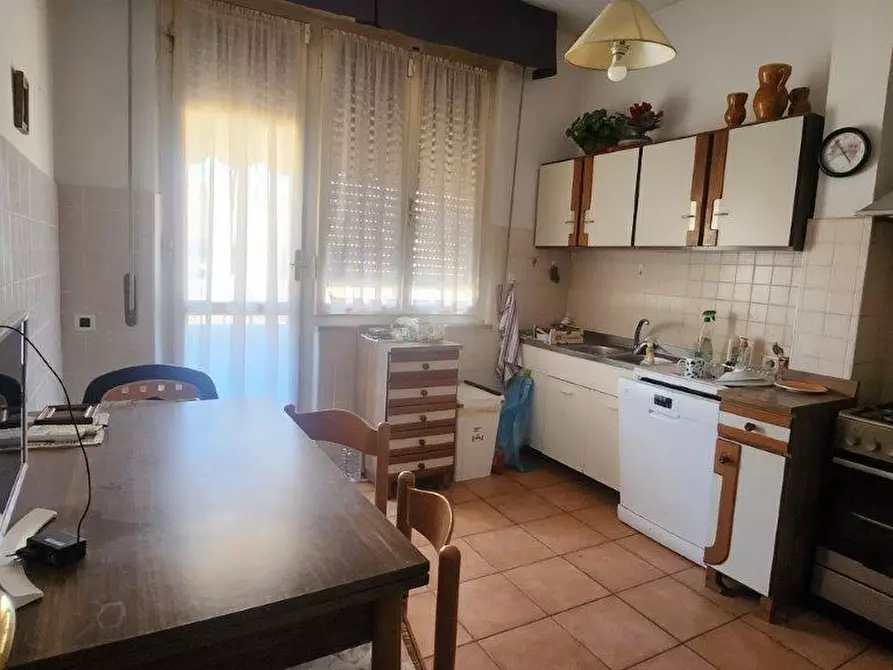 Immagine 4 di Appartamento in vendita  a Pontedera