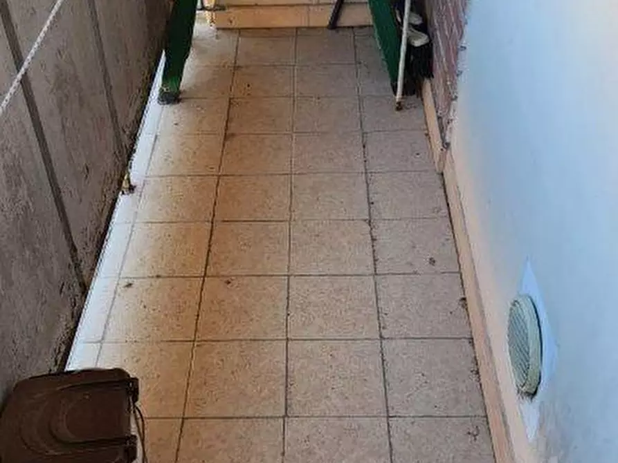 Immagine 19 di Appartamento in vendita  a Pontedera