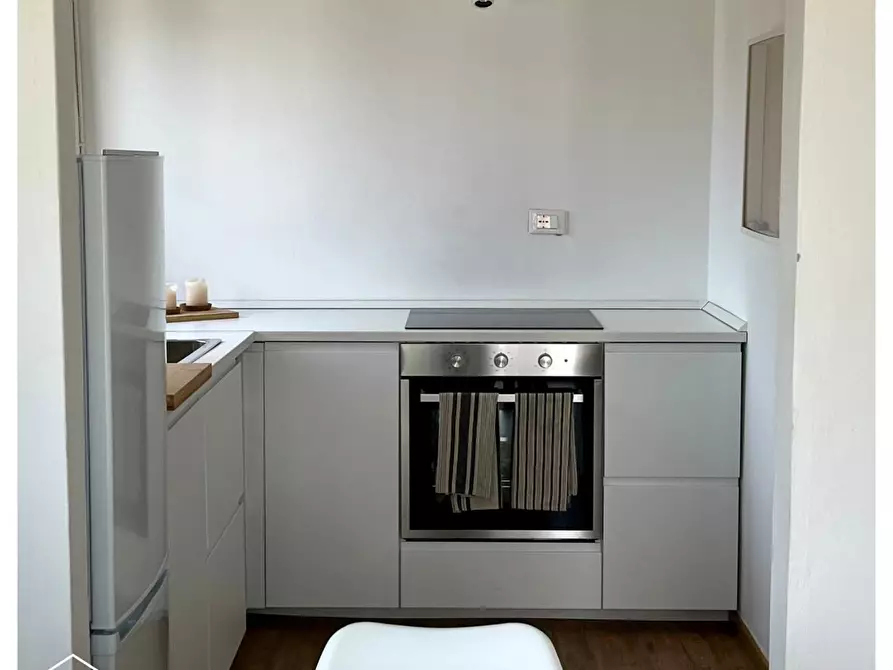 Immagine 5 di Appartamento in vendita  a Viareggio