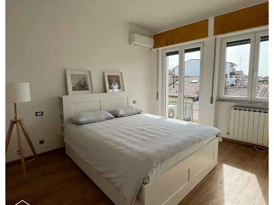 Immagine 9 di Appartamento in vendita  a Viareggio