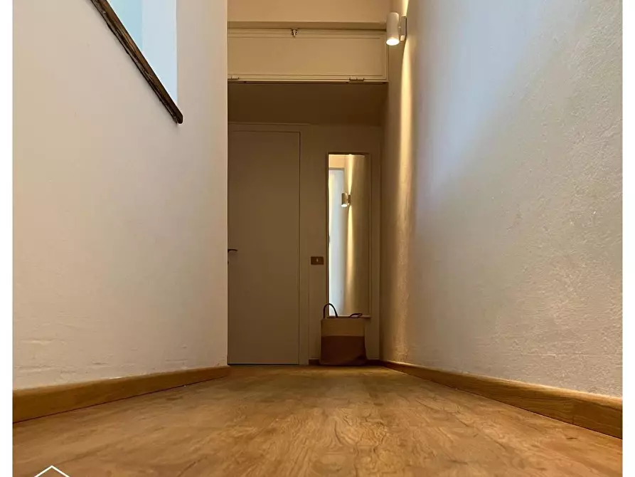 Immagine 16 di Appartamento in vendita  a Viareggio