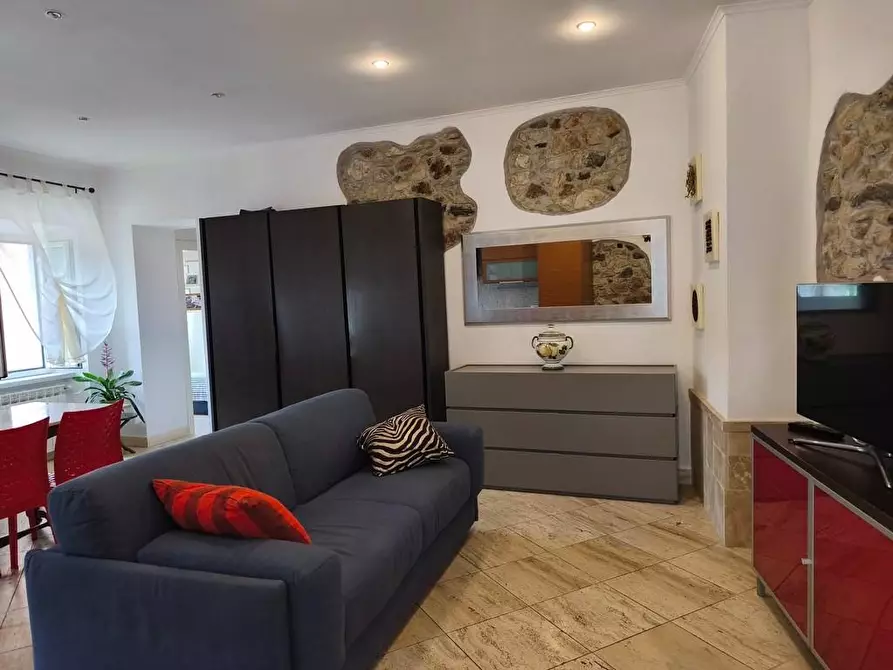 Immagine 28 di Porzione di casa in vendita  a Carrara