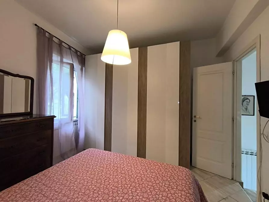 Immagine 11 di Porzione di casa in vendita  a Carrara