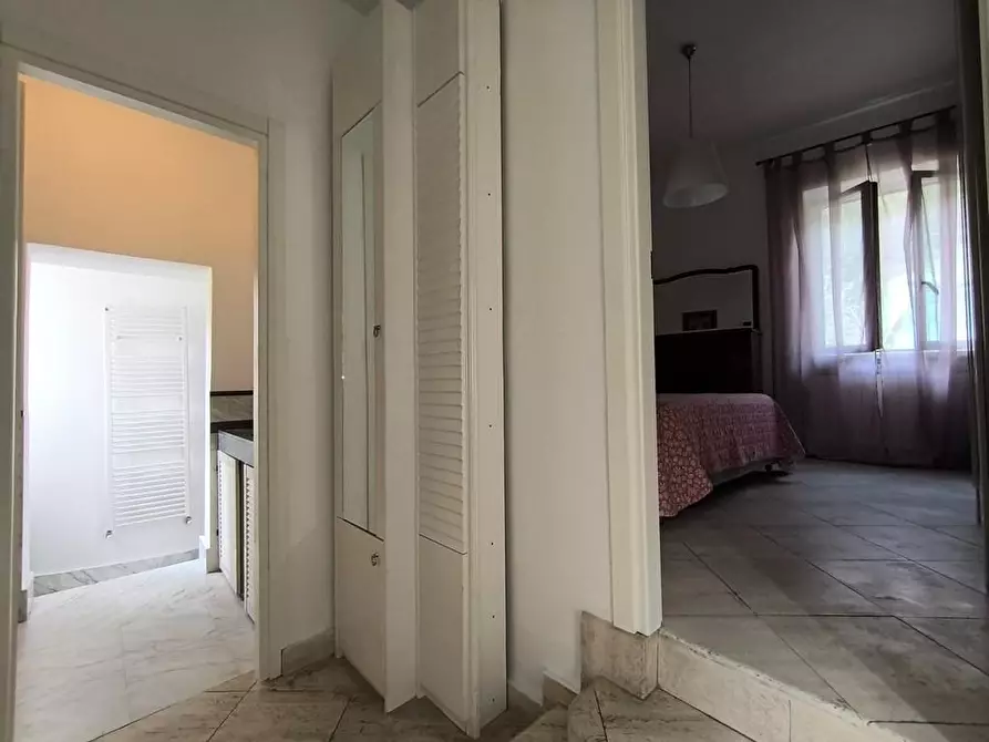 Immagine 23 di Porzione di casa in vendita  a Carrara