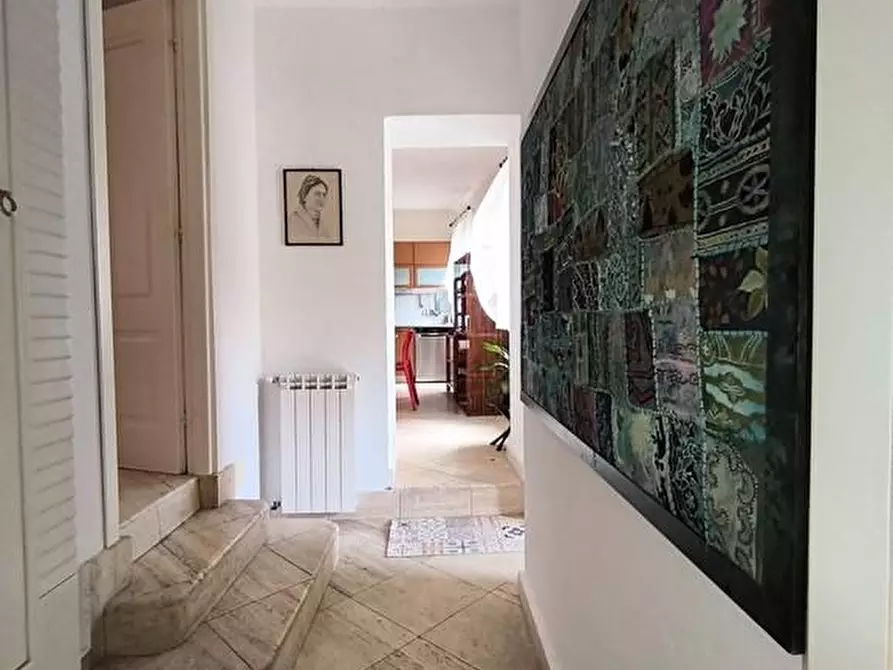 Immagine 7 di Porzione di casa in vendita  a Carrara
