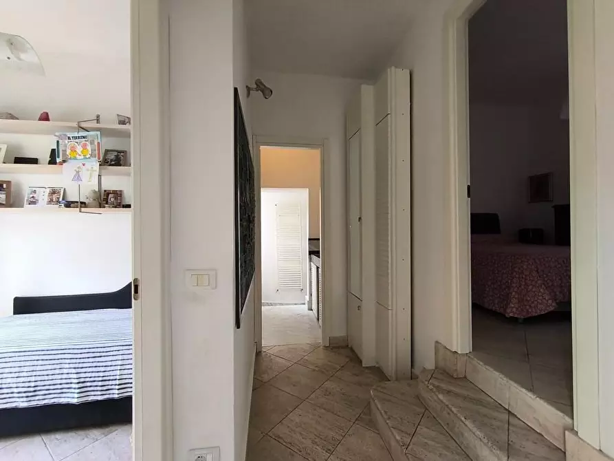 Immagine 24 di Porzione di casa in vendita  a Carrara