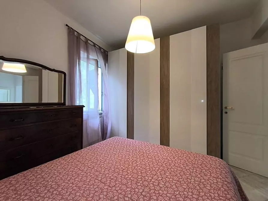 Immagine 12 di Porzione di casa in vendita  a Carrara