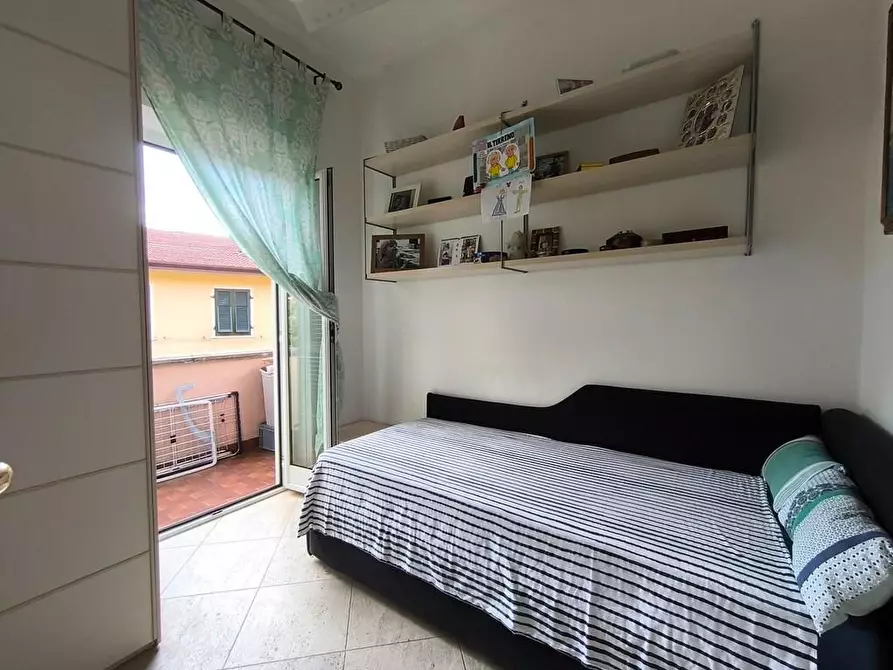 Immagine 14 di Porzione di casa in vendita  a Carrara