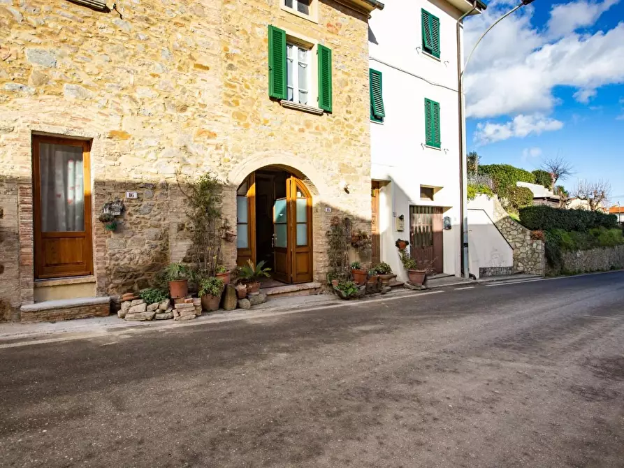 Immagine 14 di Appartamento in vendita  a Chianni