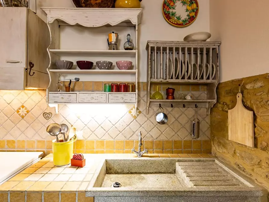 Immagine 15 di Appartamento in vendita  a Chianni