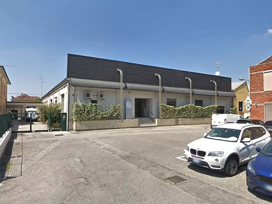 Immagine 1 di Capannone industriale in vendita  a Sesto San Giovanni