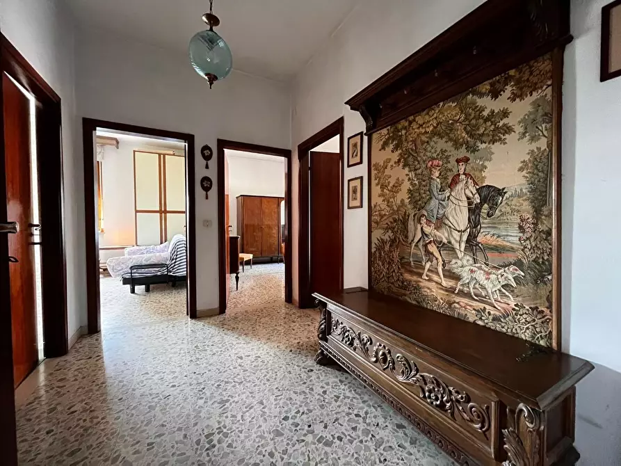 Immagine 17 di Appartamento in vendita  a Cascina