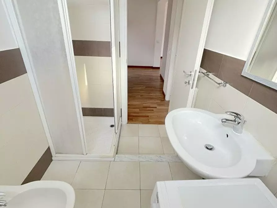 Immagine 12 di Appartamento in vendita  a Ameglia