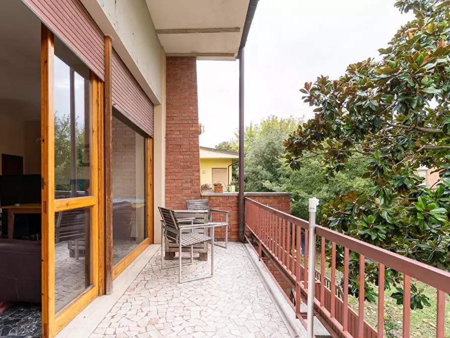 Immagine 29 di Villa in vendita  a Capraia E Limite