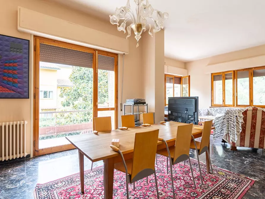 Immagine 15 di Villa in vendita  a Capraia E Limite