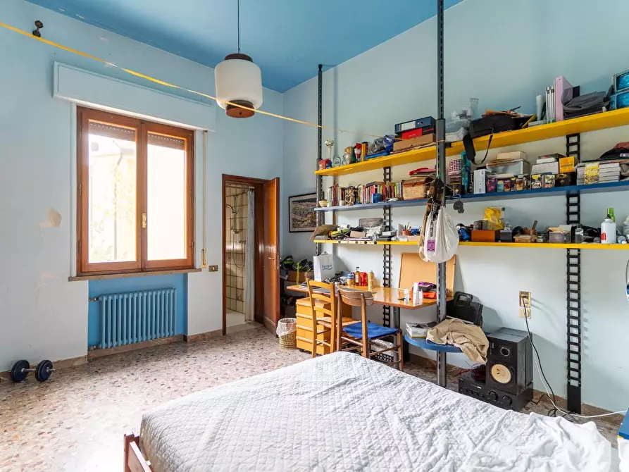 Immagine 36 di Villa in vendita  a Capraia E Limite