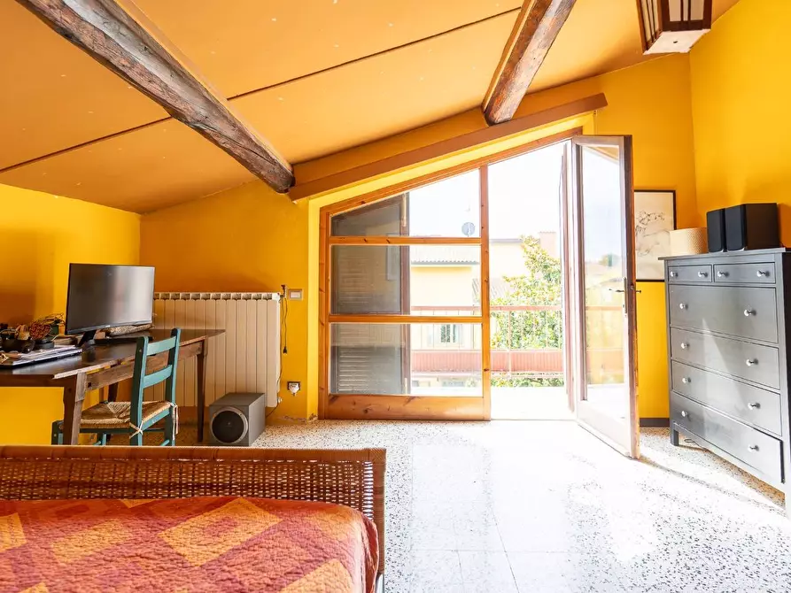 Immagine 45 di Villa in vendita  a Capraia E Limite