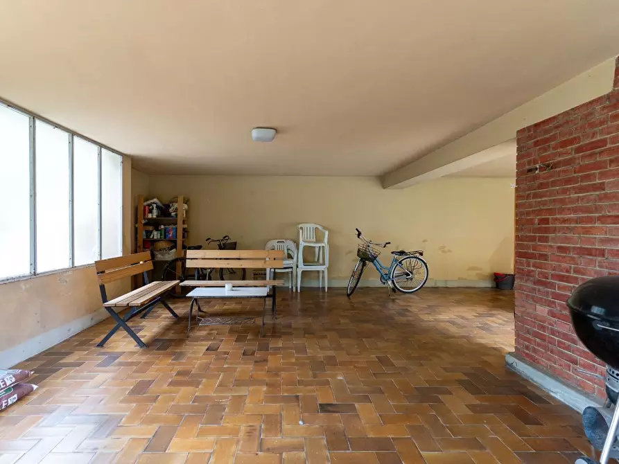 Immagine 38 di Villa in vendita  a Capraia E Limite