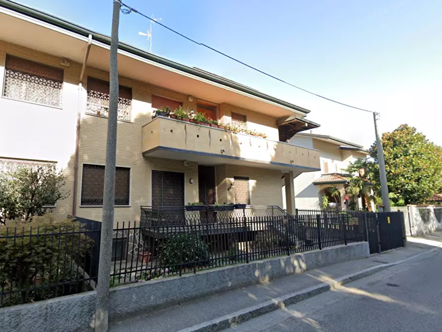 Immagine 1 di Appartamento in vendita  a Paderno Dugnano