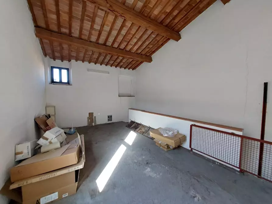 Immagine 9 di Terratetto in vendita  a Buti