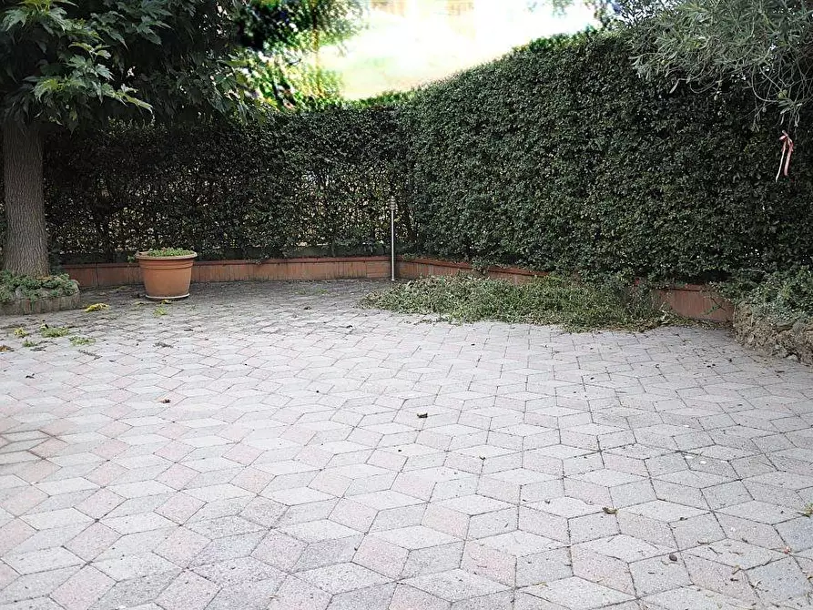 Immagine 25 di Appartamento in vendita  a Colle Di Val D'elsa