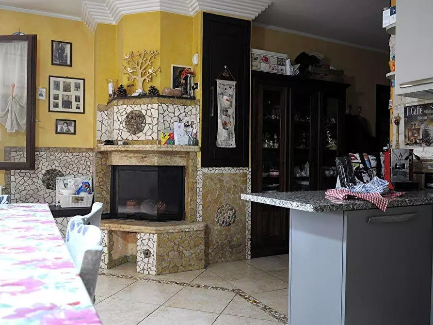 Immagine 3 di Appartamento in vendita  a Colle Di Val D'elsa