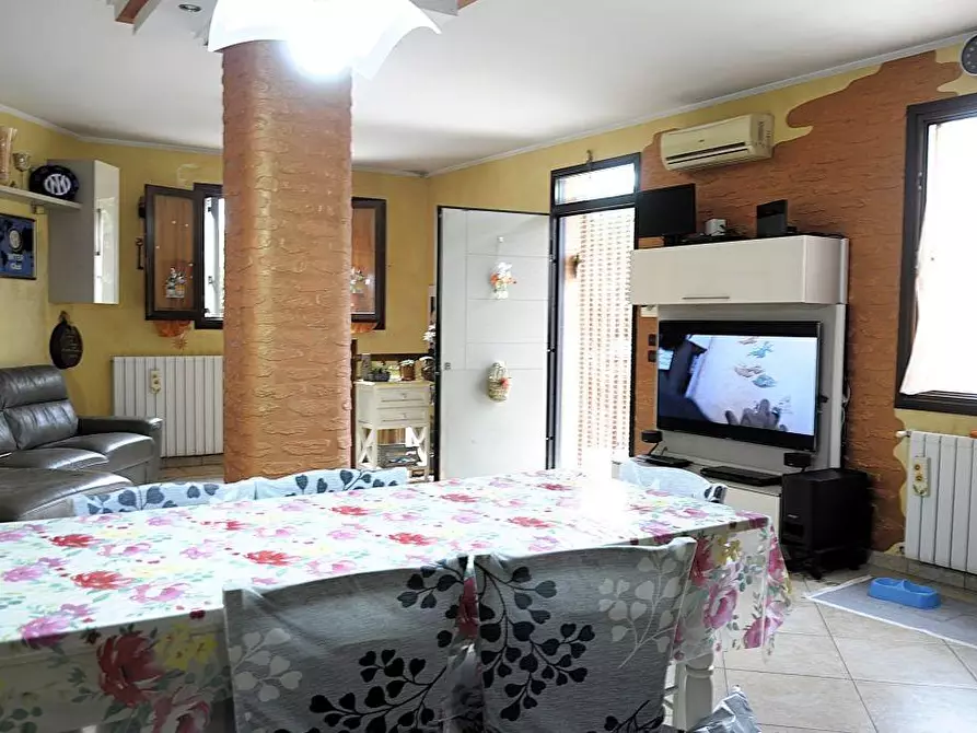 Immagine 4 di Appartamento in vendita  a Colle Di Val D'elsa