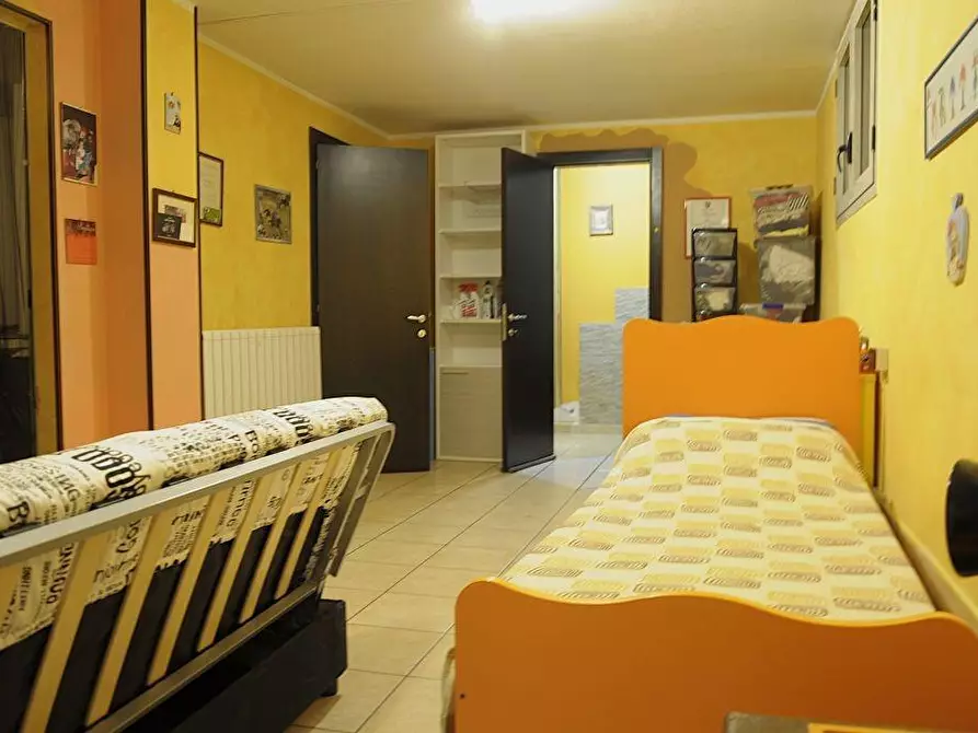 Immagine 19 di Appartamento in vendita  a Colle Di Val D'elsa