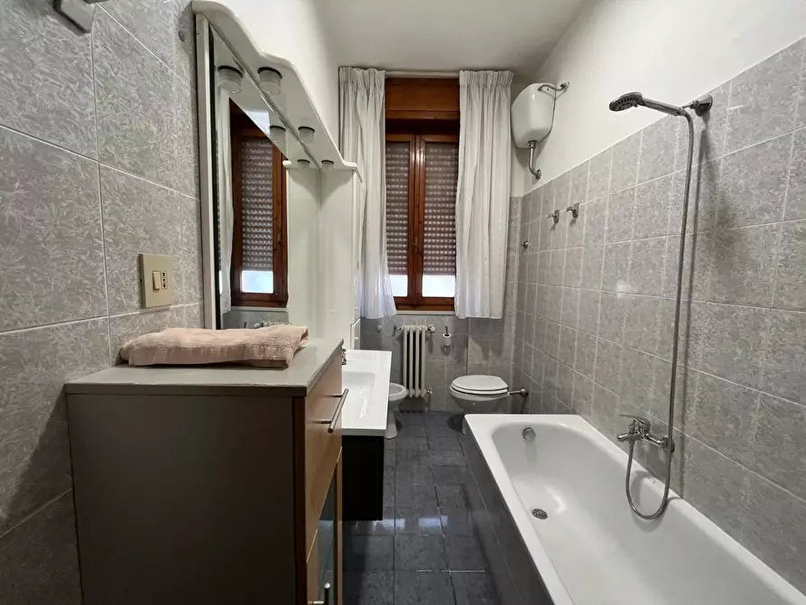 Immagine 10 di Appartamento in affitto  a Livorno