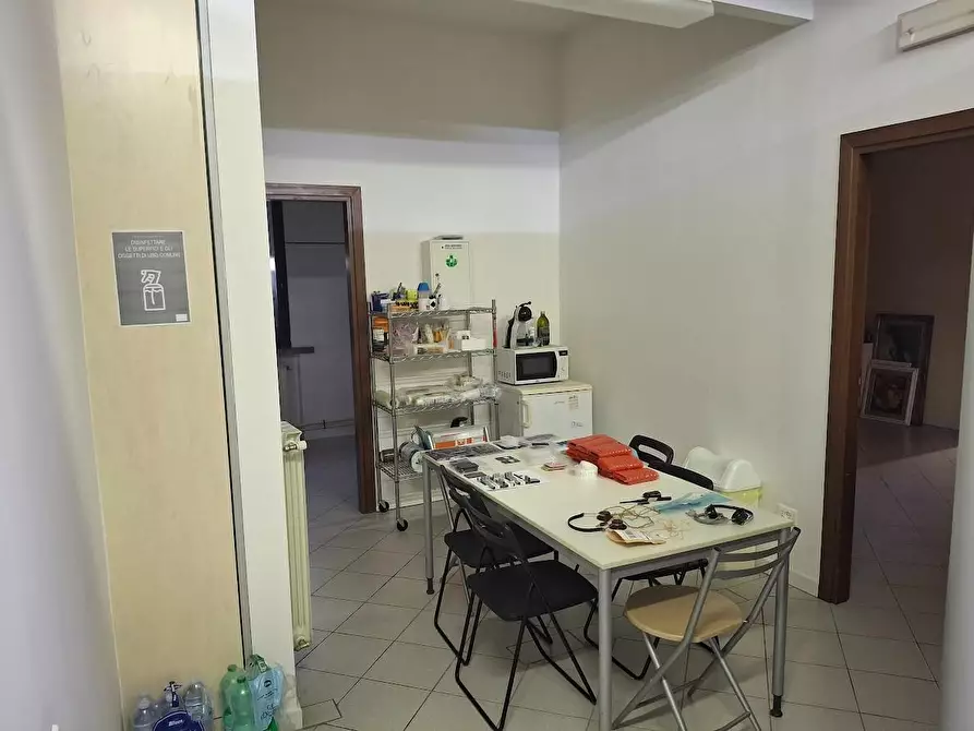 Immagine 21 di Laboratorio in affitto  a Pisa