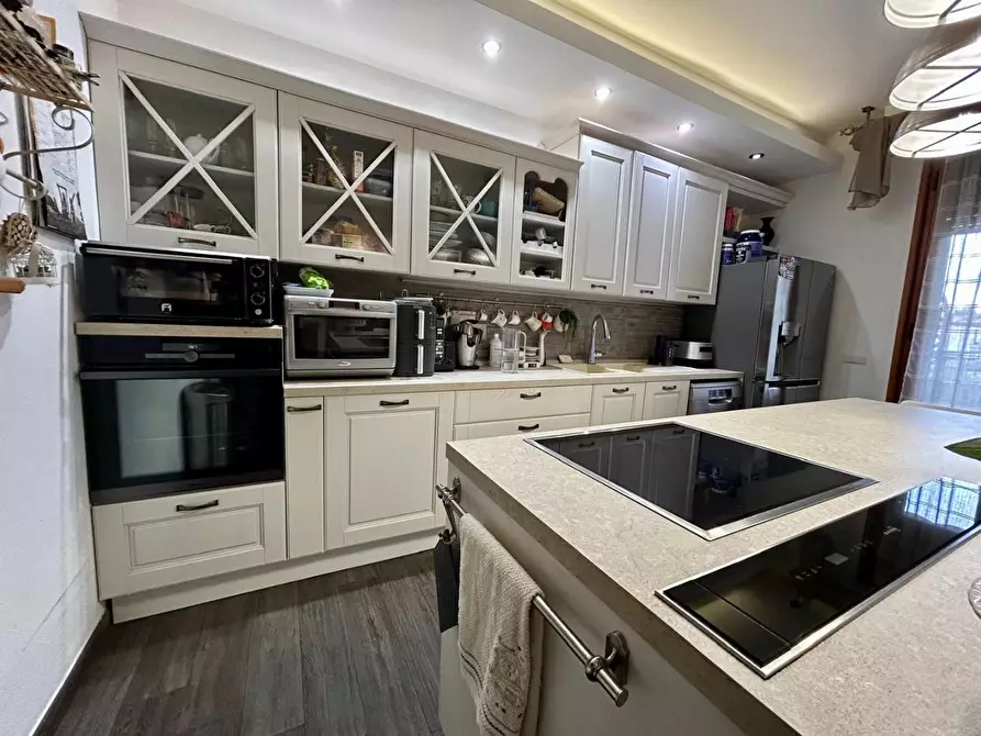 Immagine 2 di Porzione di casa in vendita  a Empoli