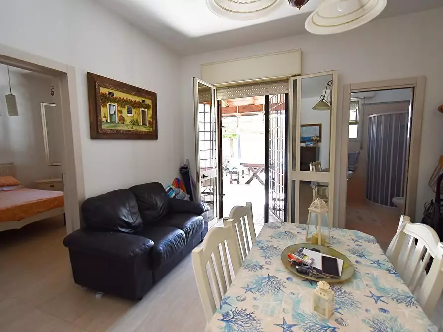 Immagine 18 di Villa in vendita  a Porto Cesareo