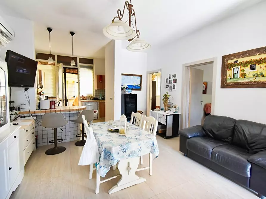 Immagine 12 di Villa in vendita  a Porto Cesareo