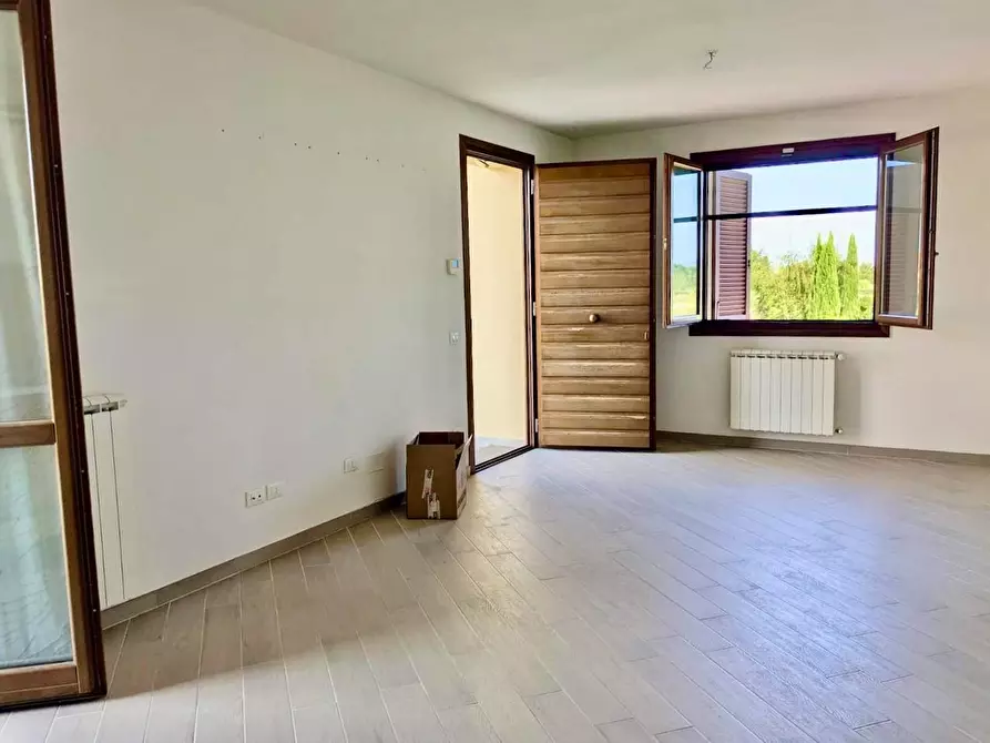 Immagine 3 di Appartamento in vendita  a San Giuliano Terme