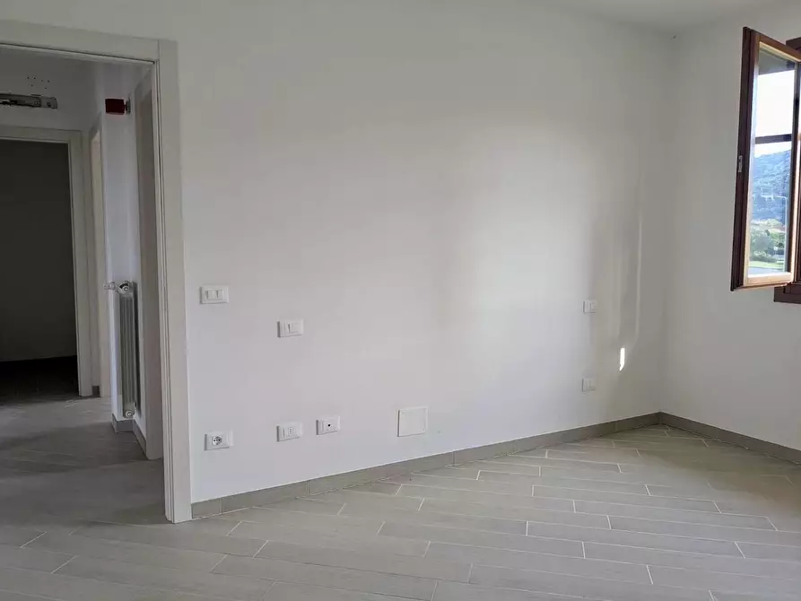 Immagine 11 di Appartamento in vendita  a San Giuliano Terme