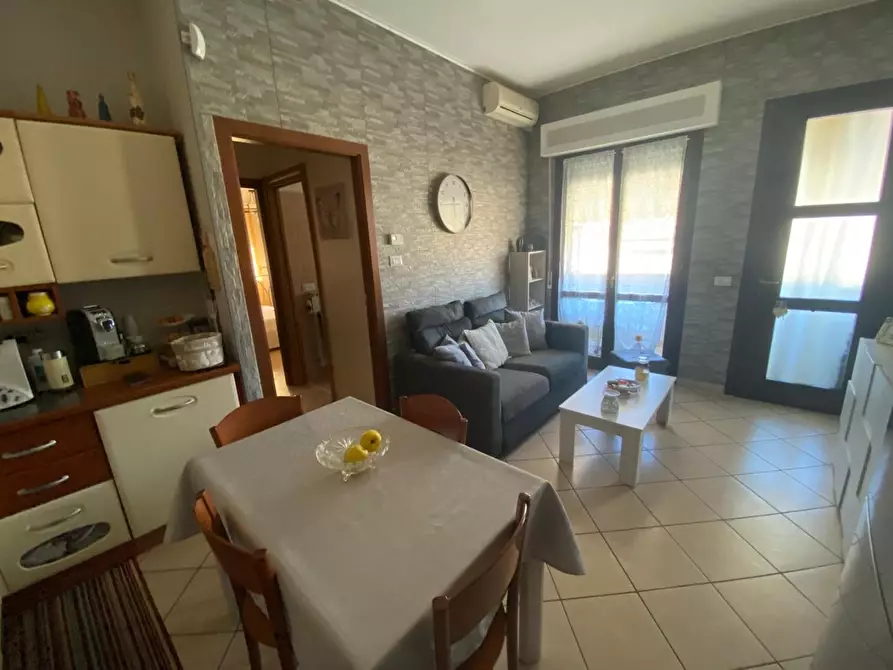 Immagine 3 di Appartamento in vendita  a Santa Maria A Monte