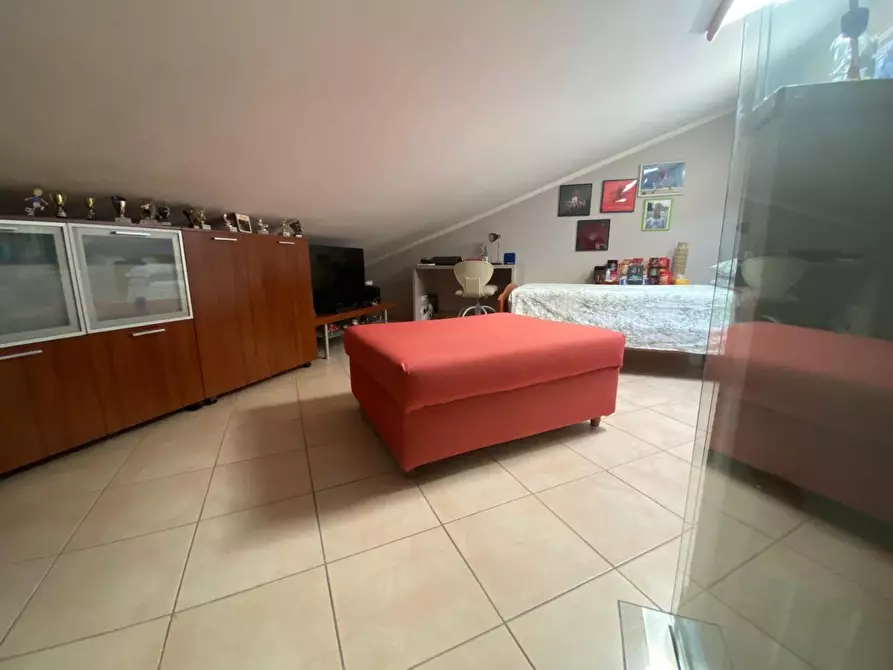 Immagine 13 di Appartamento in vendita  a Santa Maria A Monte