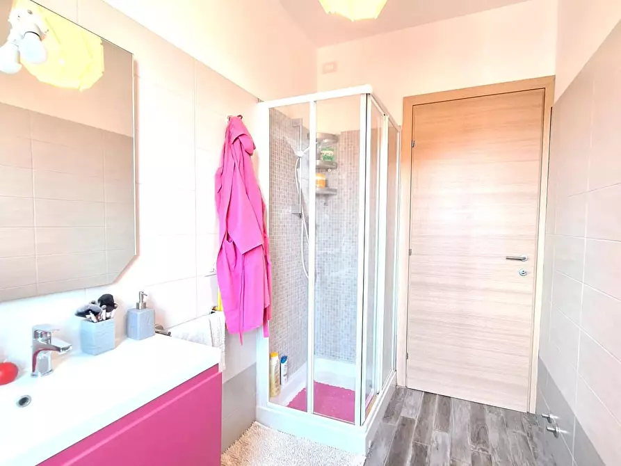 Immagine 11 di Appartamento in vendita  a Calcinaia