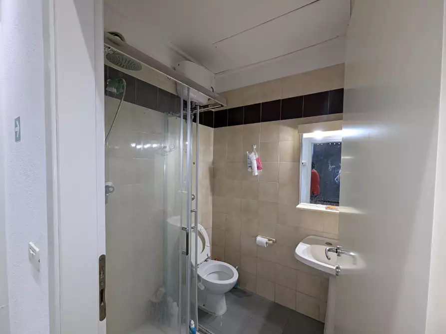 Immagine 9 di Ufficio in vendita  a Grosseto