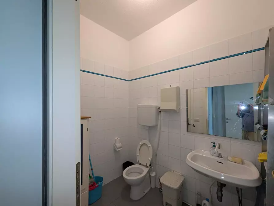 Immagine 8 di Ufficio in vendita  a Grosseto