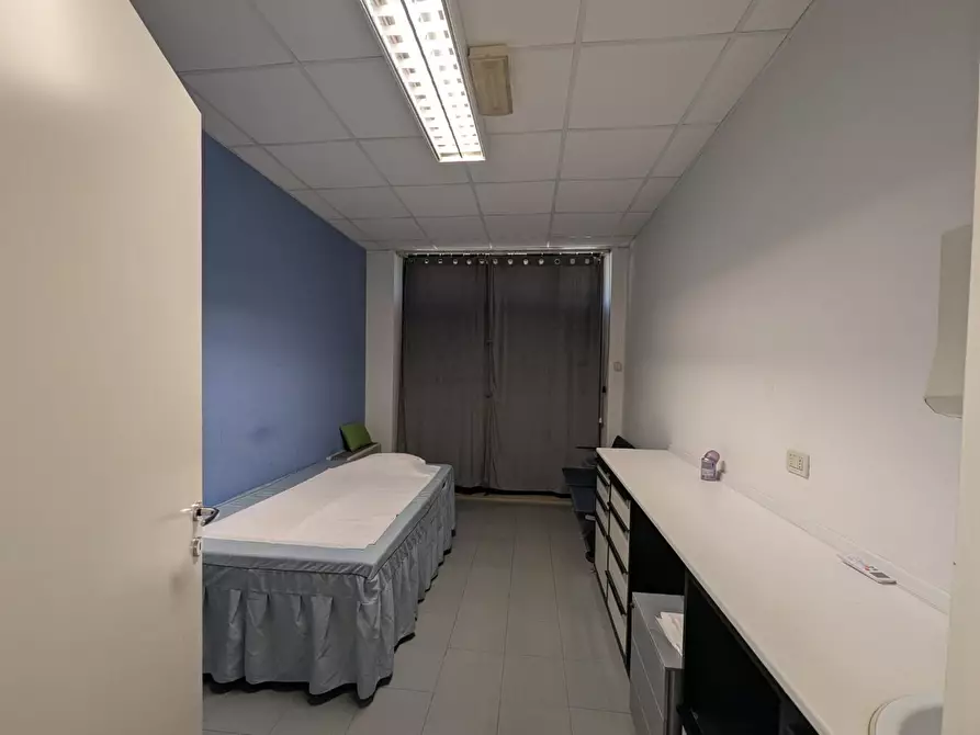 Immagine 10 di Ufficio in vendita  a Grosseto