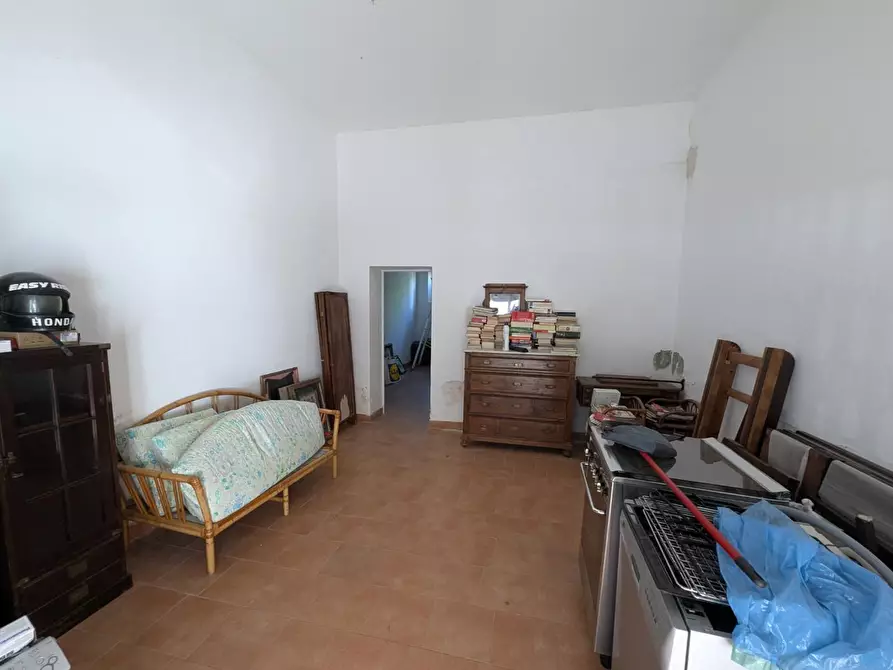 Immagine 4 di Locale commerciale in vendita  a Grosseto