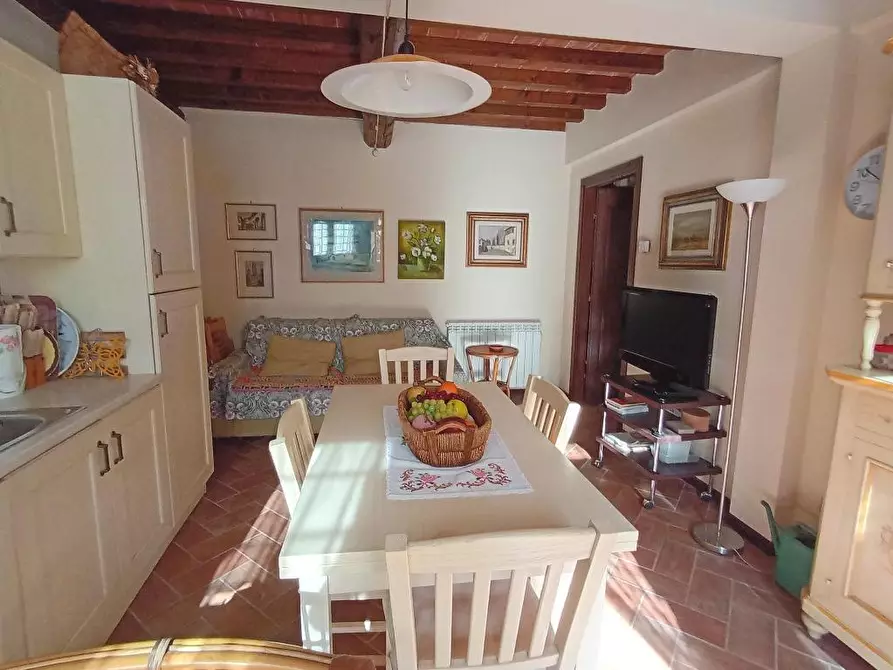 Immagine 3 di Appartamento in vendita  a Gambassi Terme