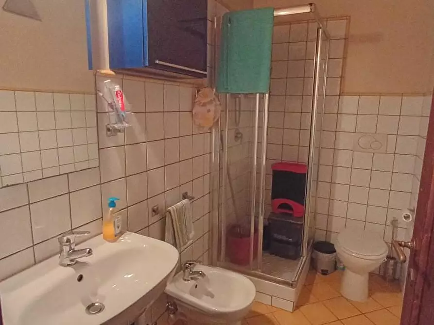 Immagine 13 di Appartamento in vendita  a Gambassi Terme